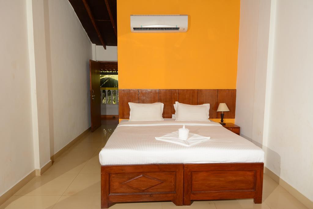 Silver Sands Sunshine - Angaara Candolim Ruang foto