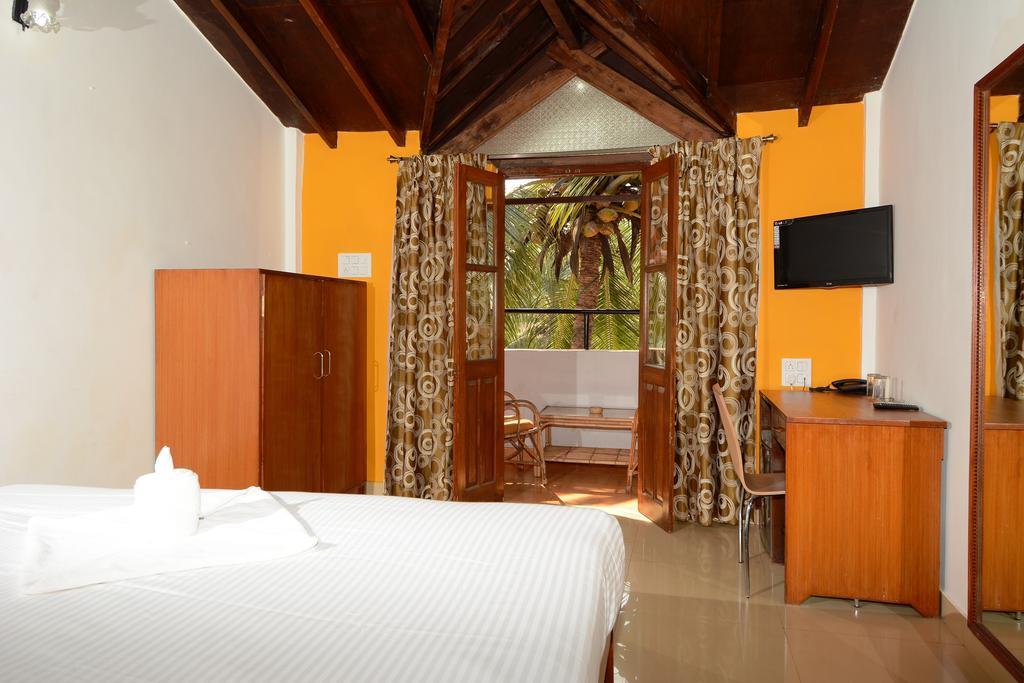 Silver Sands Sunshine - Angaara Candolim Ruang foto