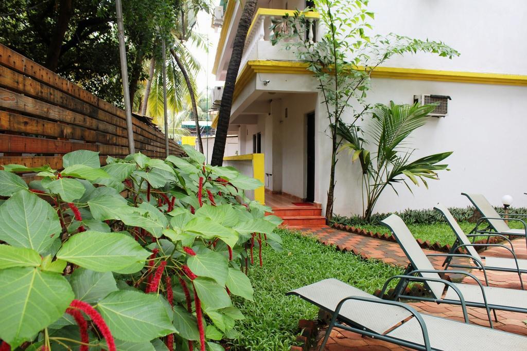 Silver Sands Sunshine - Angaara Candolim Bagian luar foto