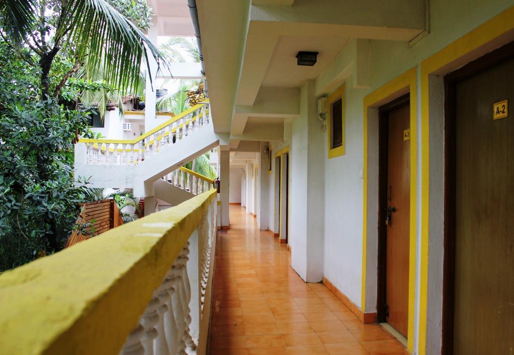 Silver Sands Sunshine - Angaara Candolim Bagian luar foto
