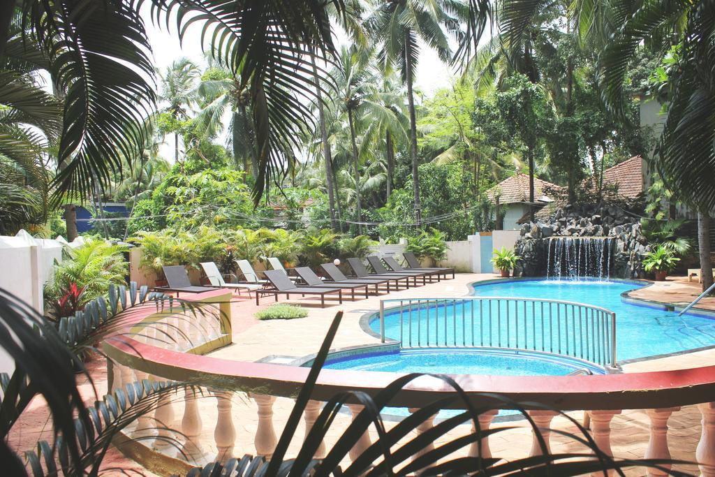 Silver Sands Sunshine - Angaara Candolim Bagian luar foto